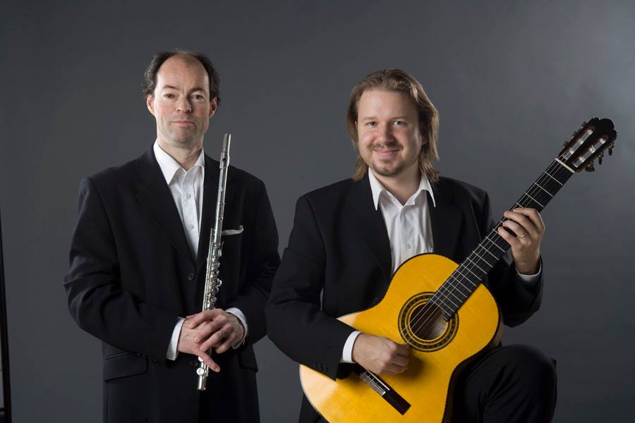 foto av visa och esko med deras instrument